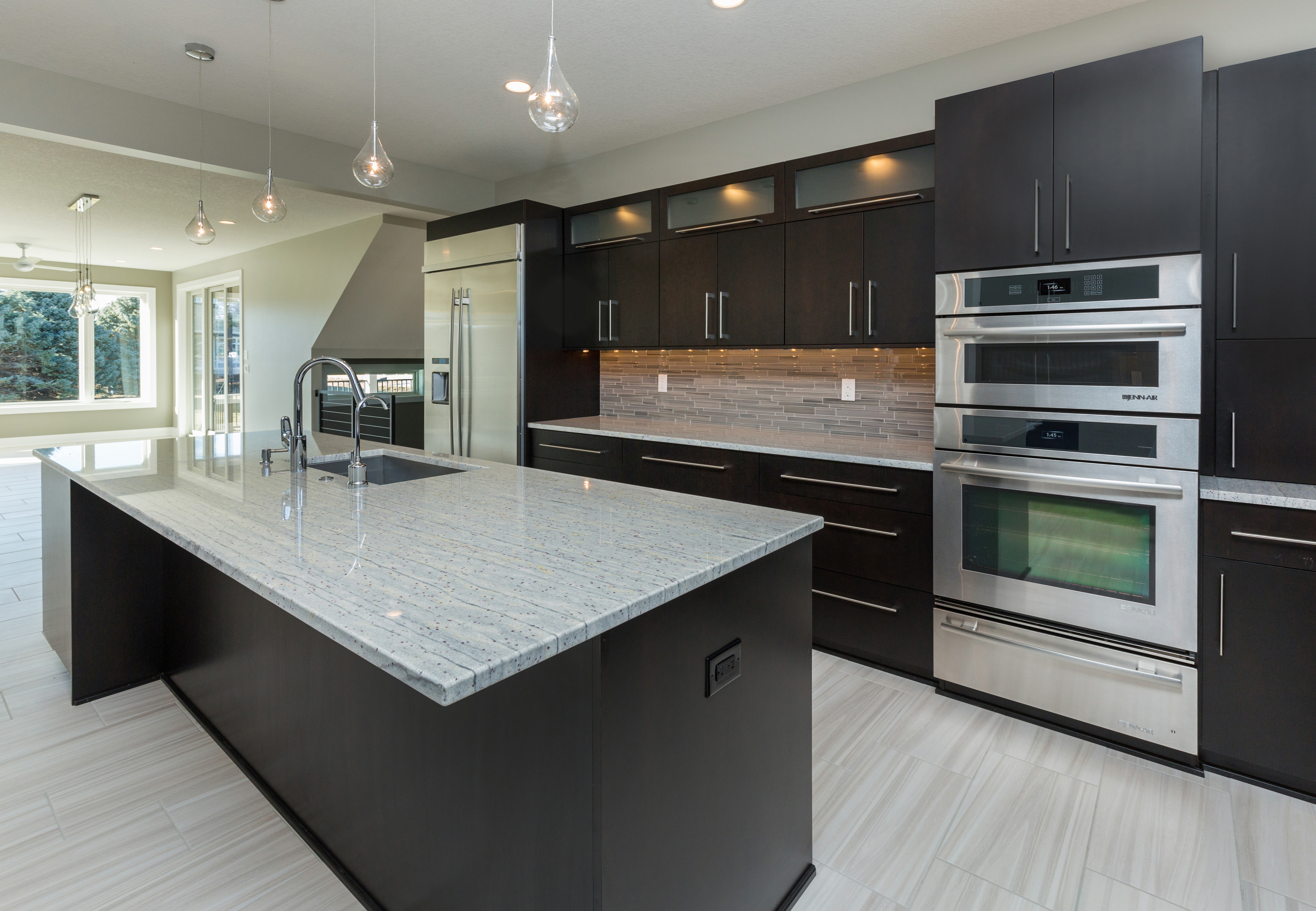 Des Moines Iowa's Highest Quality Custom Homes by DePhillips Construction